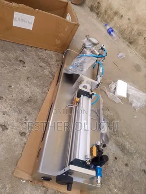 Nozzle Liquid/Paste Filling Machine