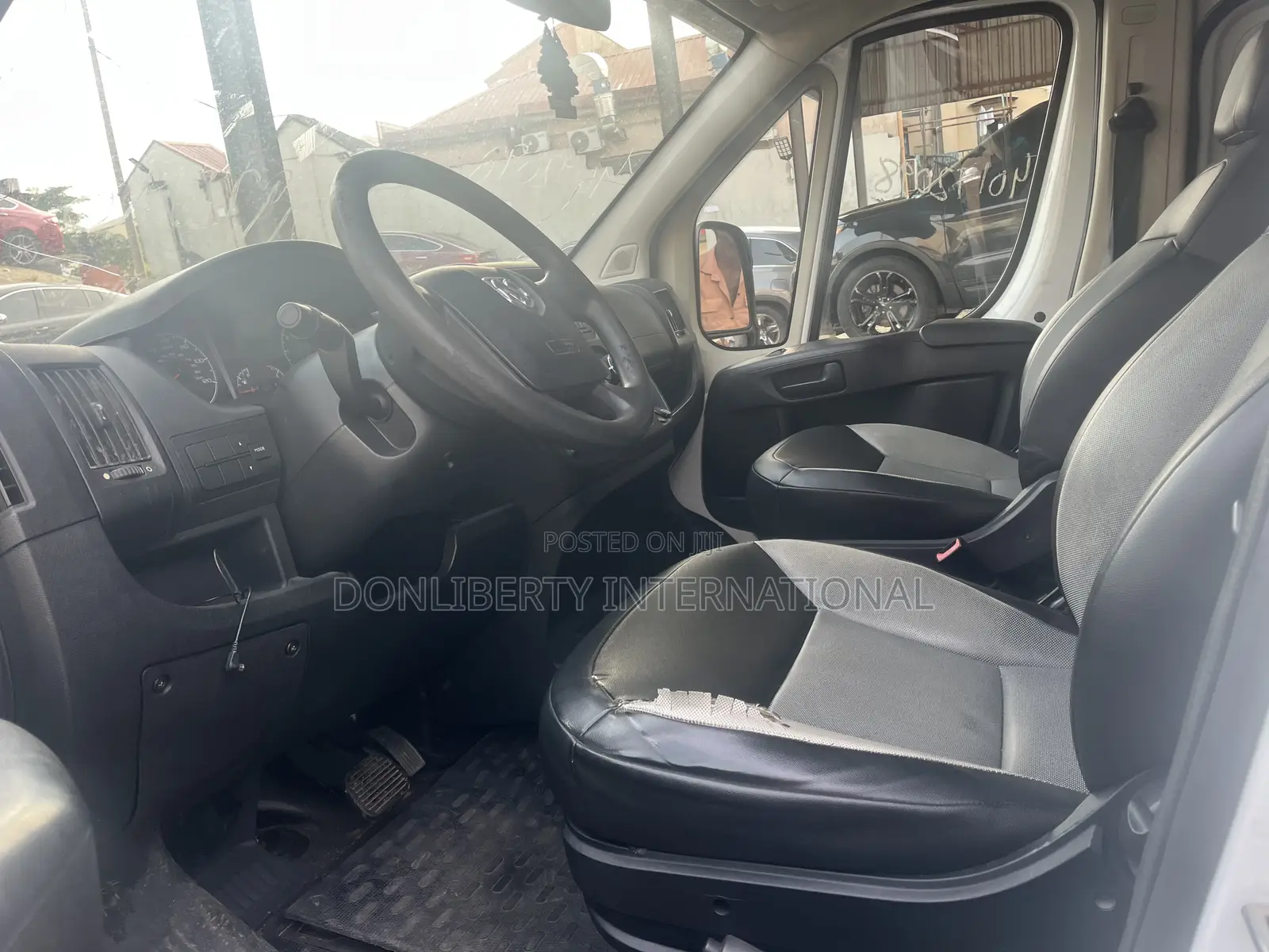 Dodge B3500 2017 White