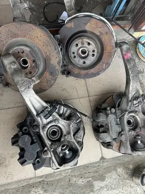 Mercedes Benz Gle63, Ml350 and Gl550 Complete Front Hub
