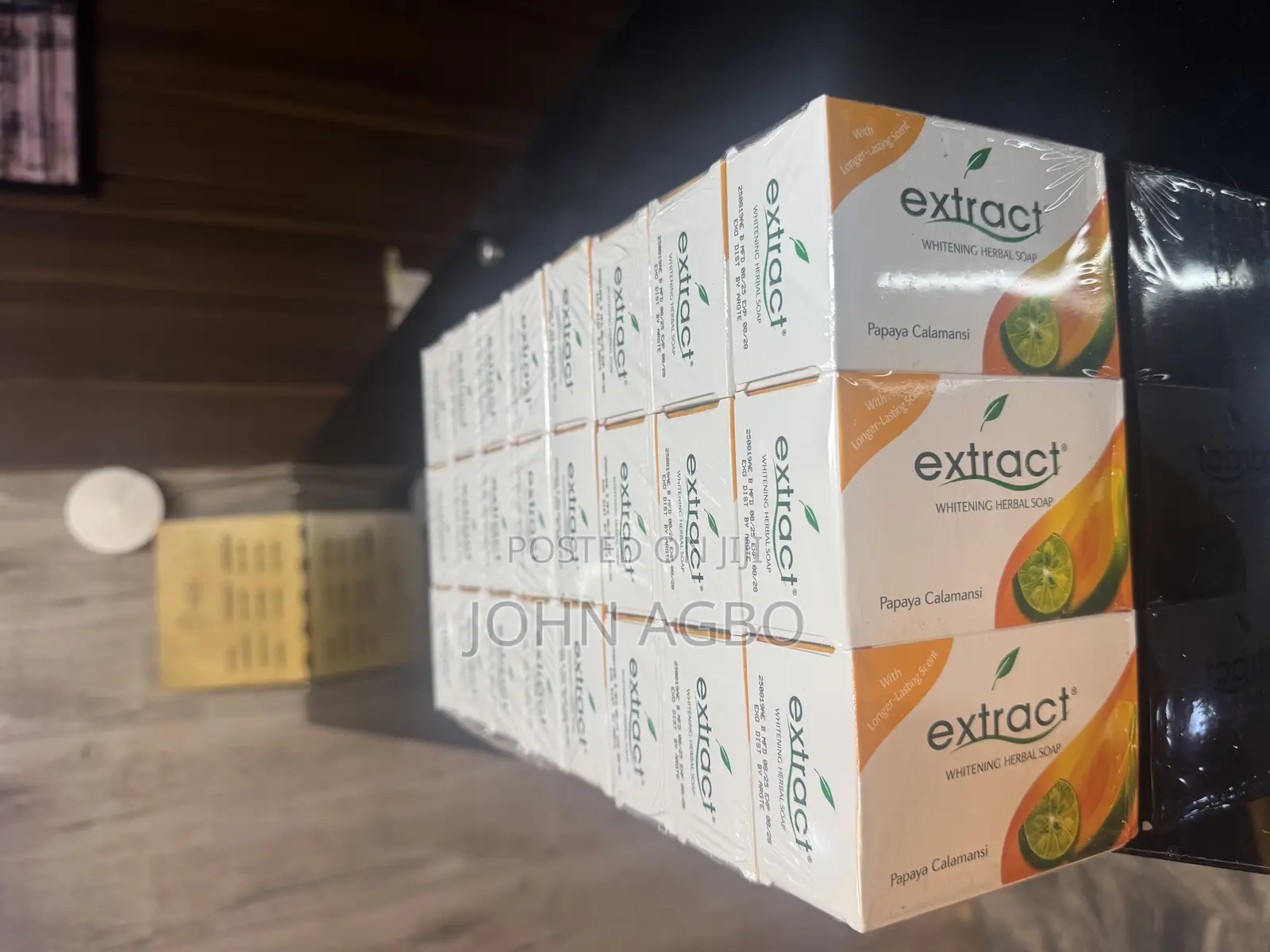 Extract Whitening Herbal Soap