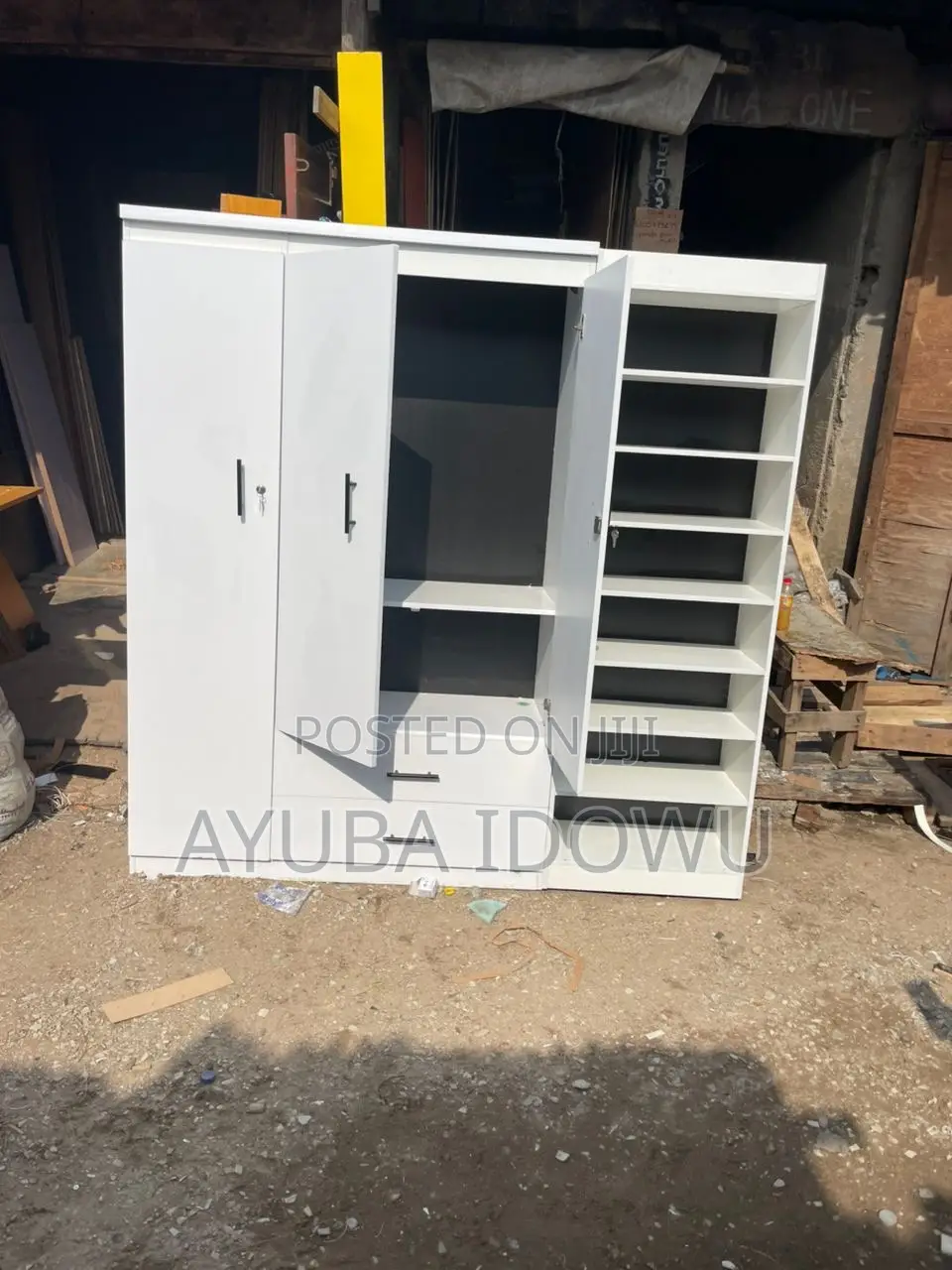 Luxurious 6ft by 6ft Wardrobe