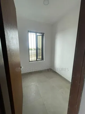12bdrm Block of Flats in Lekki Phase 1 for rent