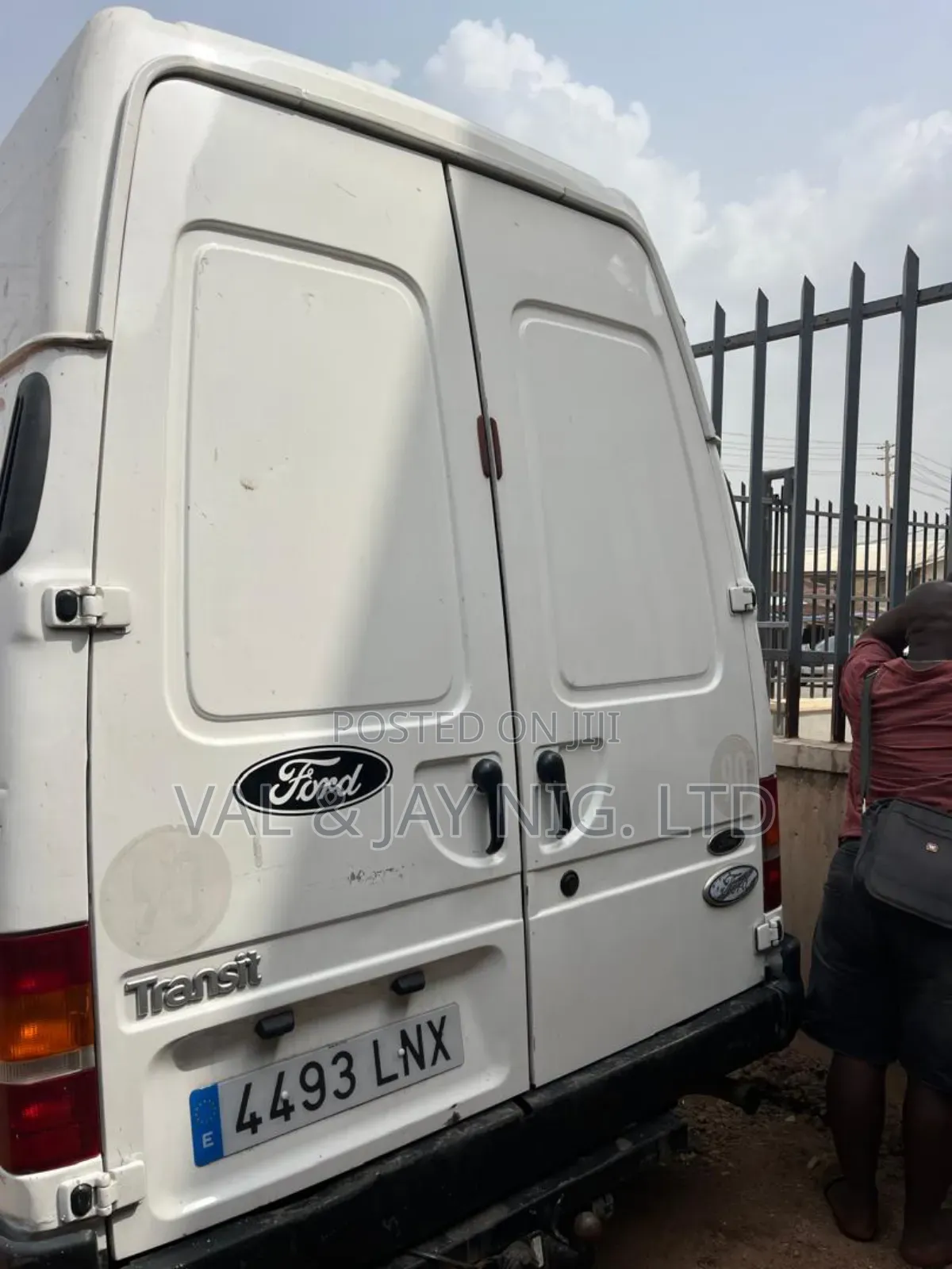 Ford Transit 2004 White