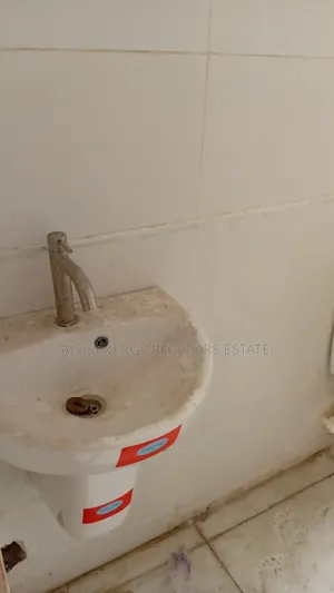 4bdrm Duplex in VGC / Ajah for rent