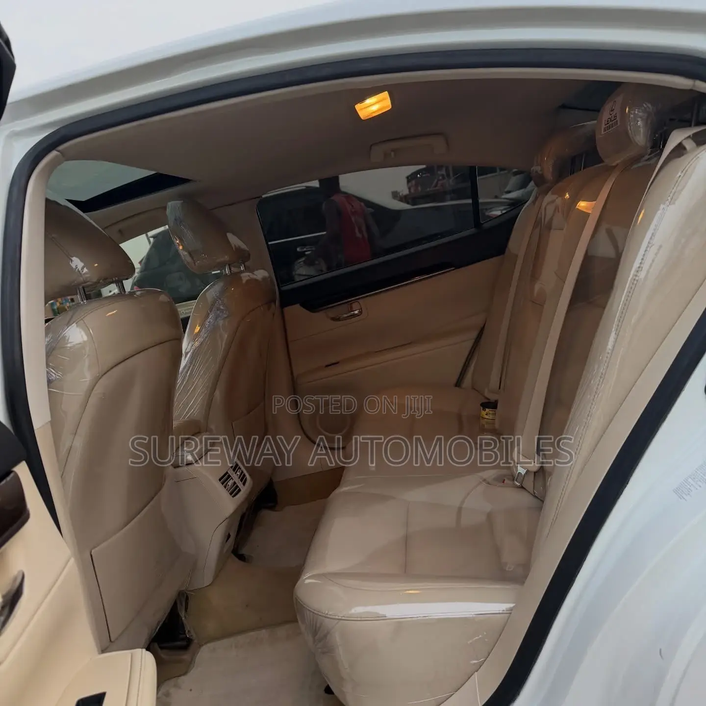 Lexus ES 350 FWD 2014 White