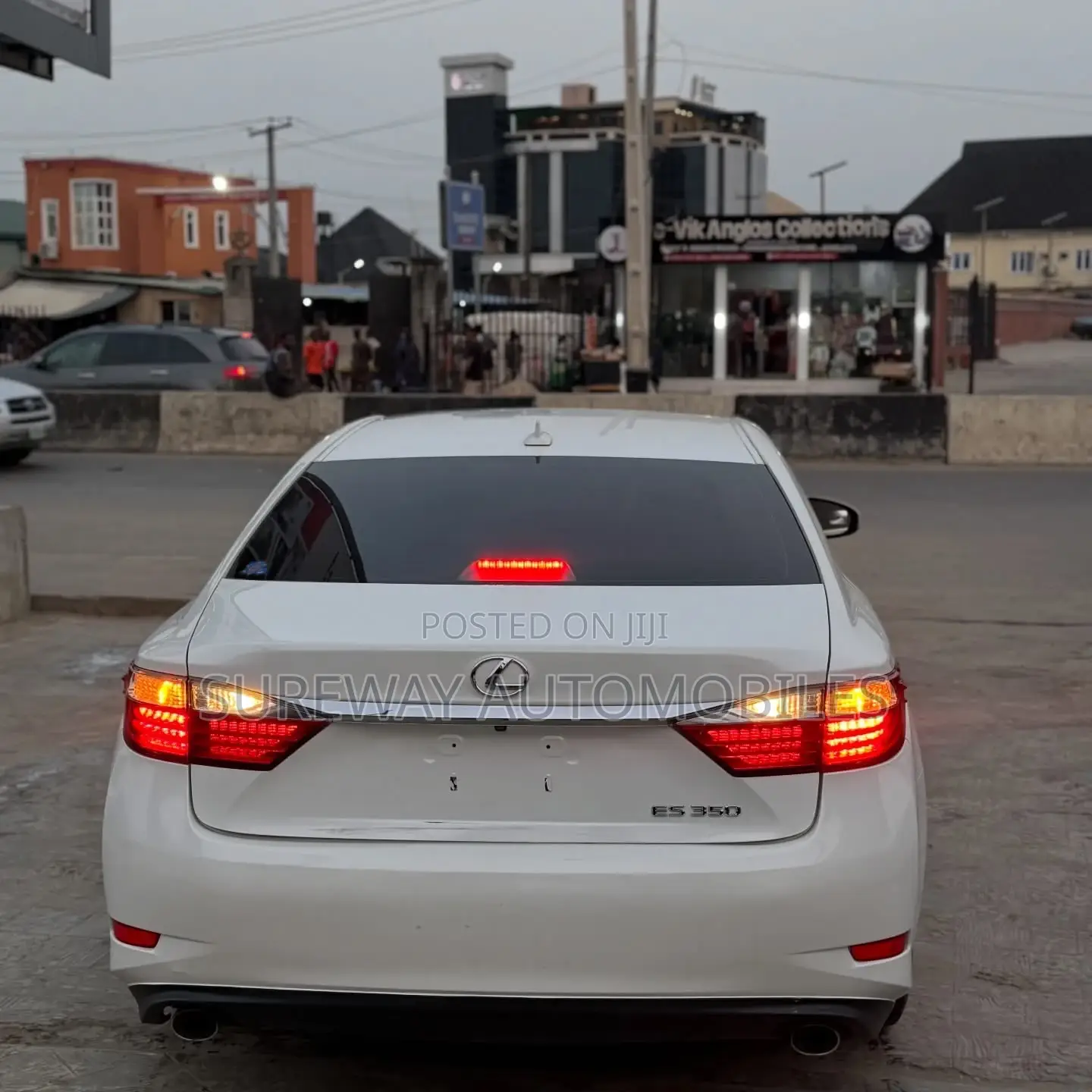 Lexus ES 350 FWD 2014 White