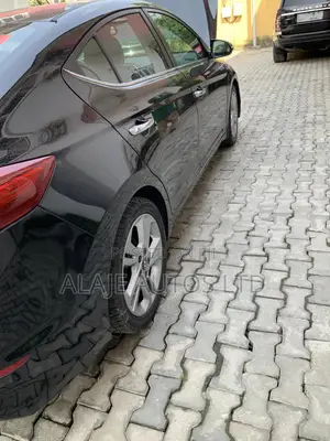 Hyundai Elantra 2017 Black
