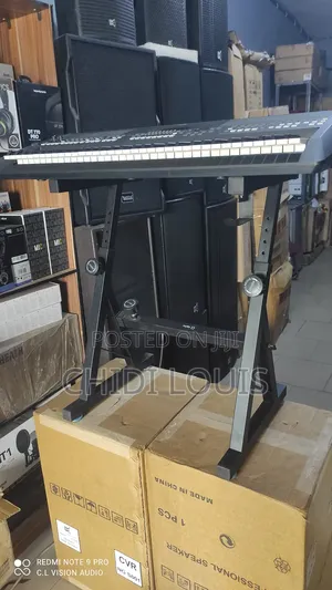 Alpha Keyboard Stand