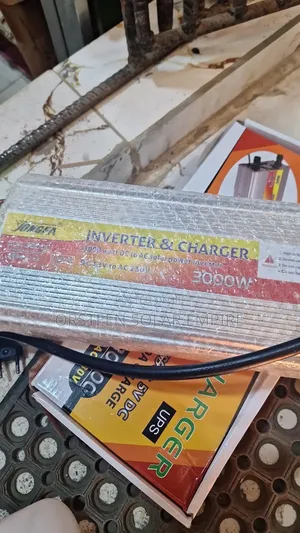 3000w Serchet Inverter With Charger