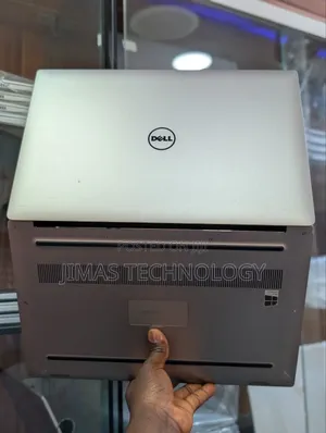 Laptop Dell Precision 5520 16GB Intel Core i7 SSD 512GB
