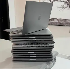 Laptop Apple MacBook Pro 2021 M1 8GB Apple M1 SSD 256GB