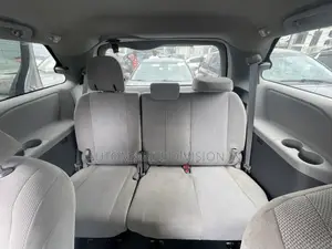Toyota Sienna 2020 Silver