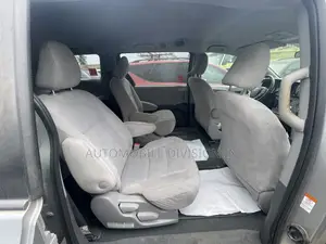 Toyota Sienna 2020 Silver