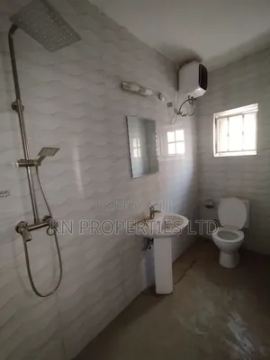 3bdrm Block of Flats in Gusape, Guzape District for rent