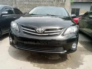 Toyota Corolla XLE 4dr Sedan (1.8L 4cyl 4A) 2010 Black