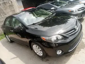 Toyota Corolla XLE 4dr Sedan (1.8L 4cyl 4A) 2010 Black