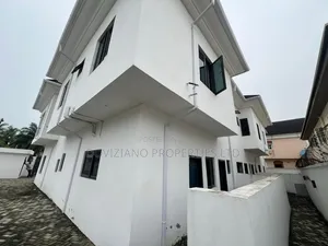 3bdrm Duplex in Lekki Phase 1 for rent