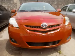 Toyota Yaris 1.3 VVT-i Automatic 2008 Red