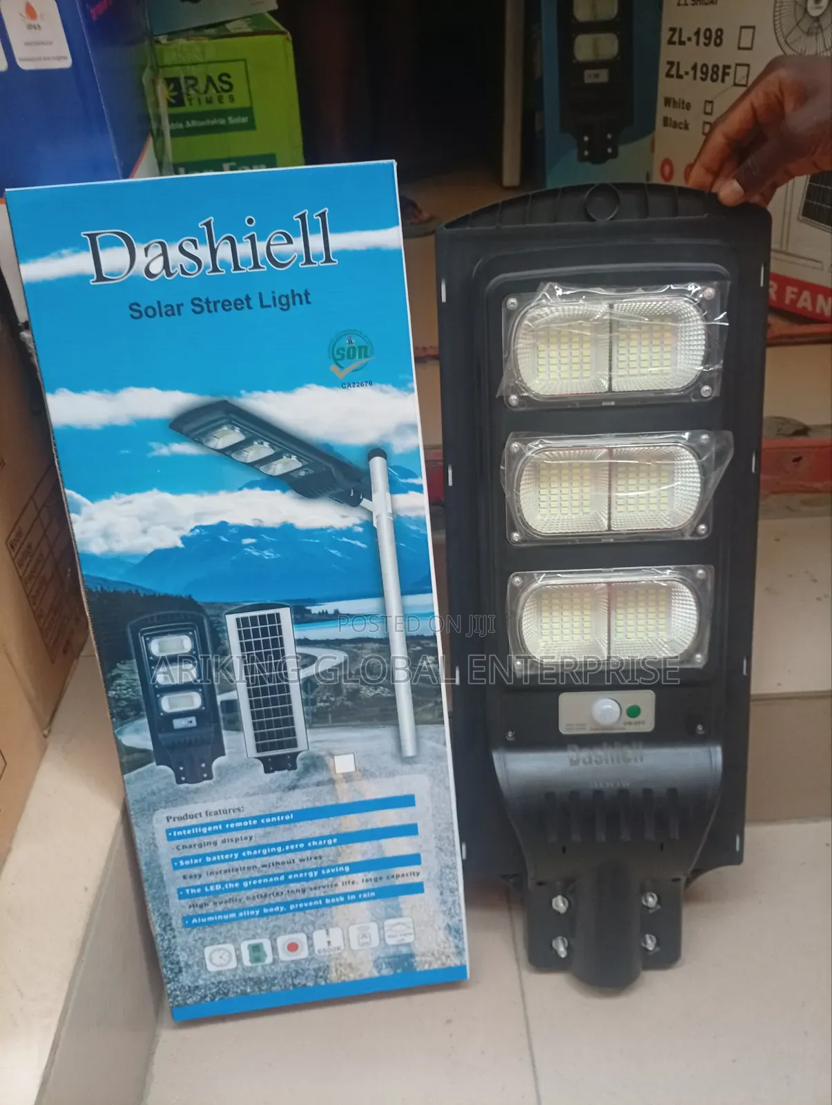 Intelligent Remote Control Solar Lights