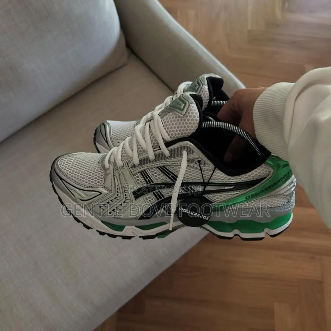 Original Asics Sneakers