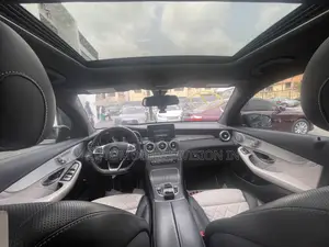 Mercedes-Benz GLC-Class 2017 Black
