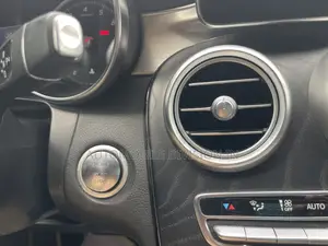 Mercedes-Benz GLC-Class 2017 Black
