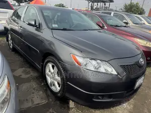 Toyota Camry SE 4dr Sedan (2.4L 4cyl 5A) 2009 Gray