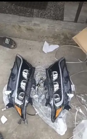 Headlamp Venza New Model