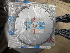 Segmented Diamond Cutting Disc.