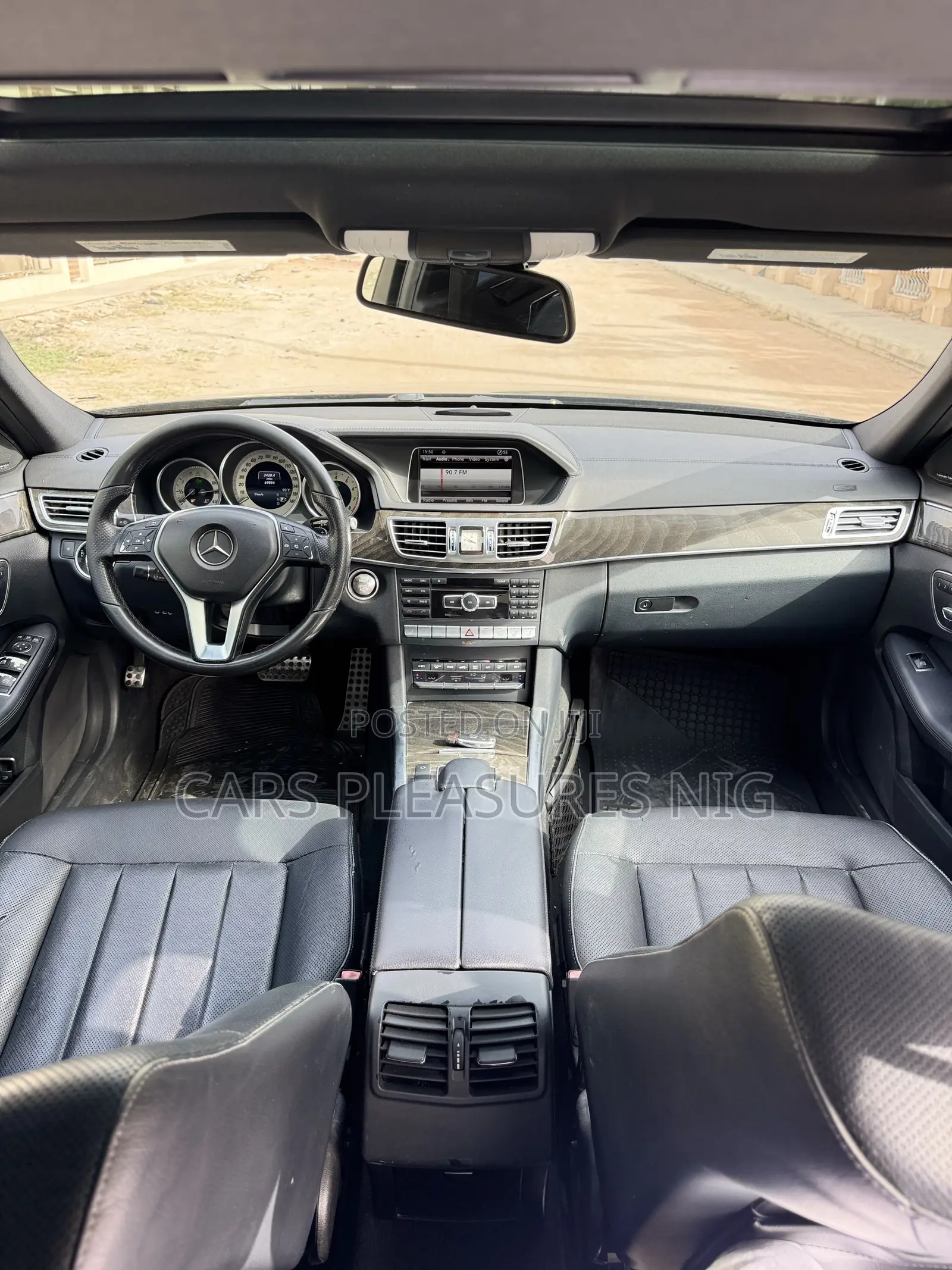 Mercedes-Benz E400 2015 Black