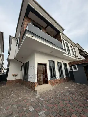 4bdrm House in Orchid Road, Lekki for rent