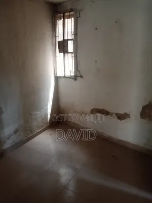 1bdrm Room & Parlour in Odobo Estate, Ogba GRA for rent