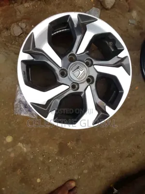 Is Honda CRV Rim Size 17