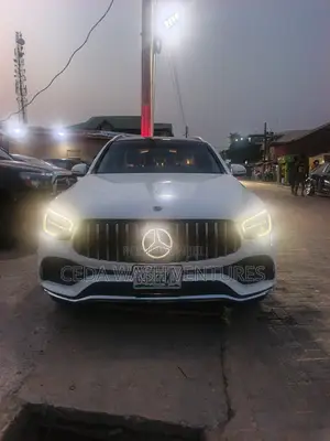 Mercedes-Benz GLC-Class 2017 White