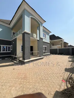 5bdrm Duplex in Standard Estate, Galadimawa for rent