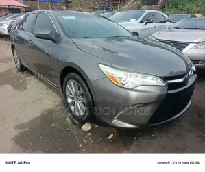 Toyota Camry 2017 Gray