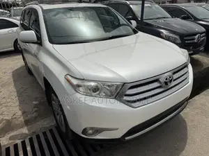 Toyota Highlander 2012 White