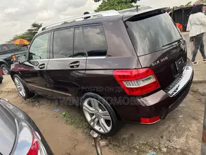 Mercedes-Benz GLK-Class 350 4MATIC 2012 Brown