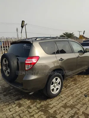 Toyota RAV4 2010 Gray