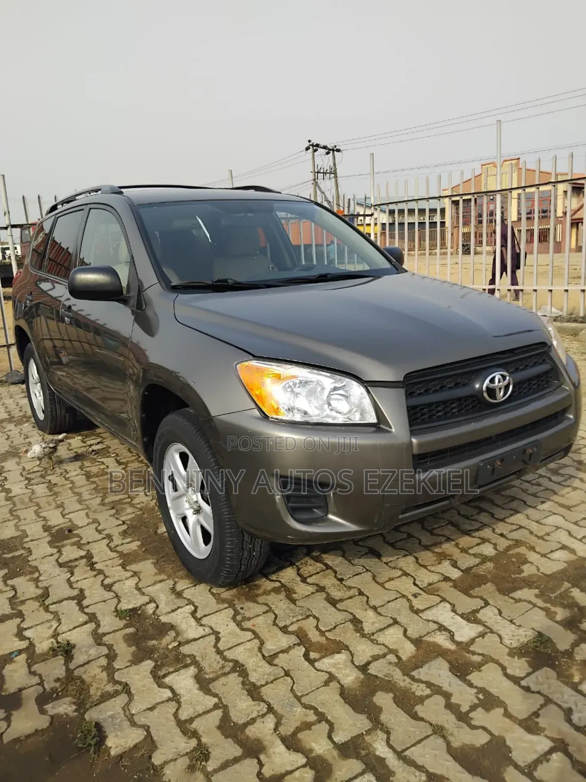 Toyota RAV4 2010 Gray
