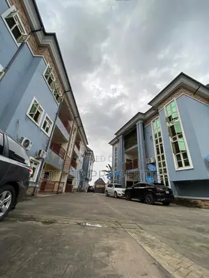 2bdrm Block of Flats in Wohuruchi Estste Off, Port-Harcourt for sale