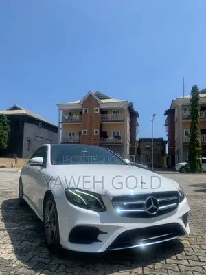 Mercedes-Benz E300 4Matic AWD Sedan (2.0L 4cyl 9A) 2017 White