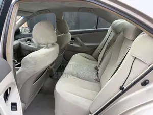 Toyota Camry LE 4dr Sedan (2.4L 4cyl 5A) 2008 Gold