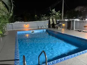 3bdrm Block of Flats in Abacha Estate for rent
