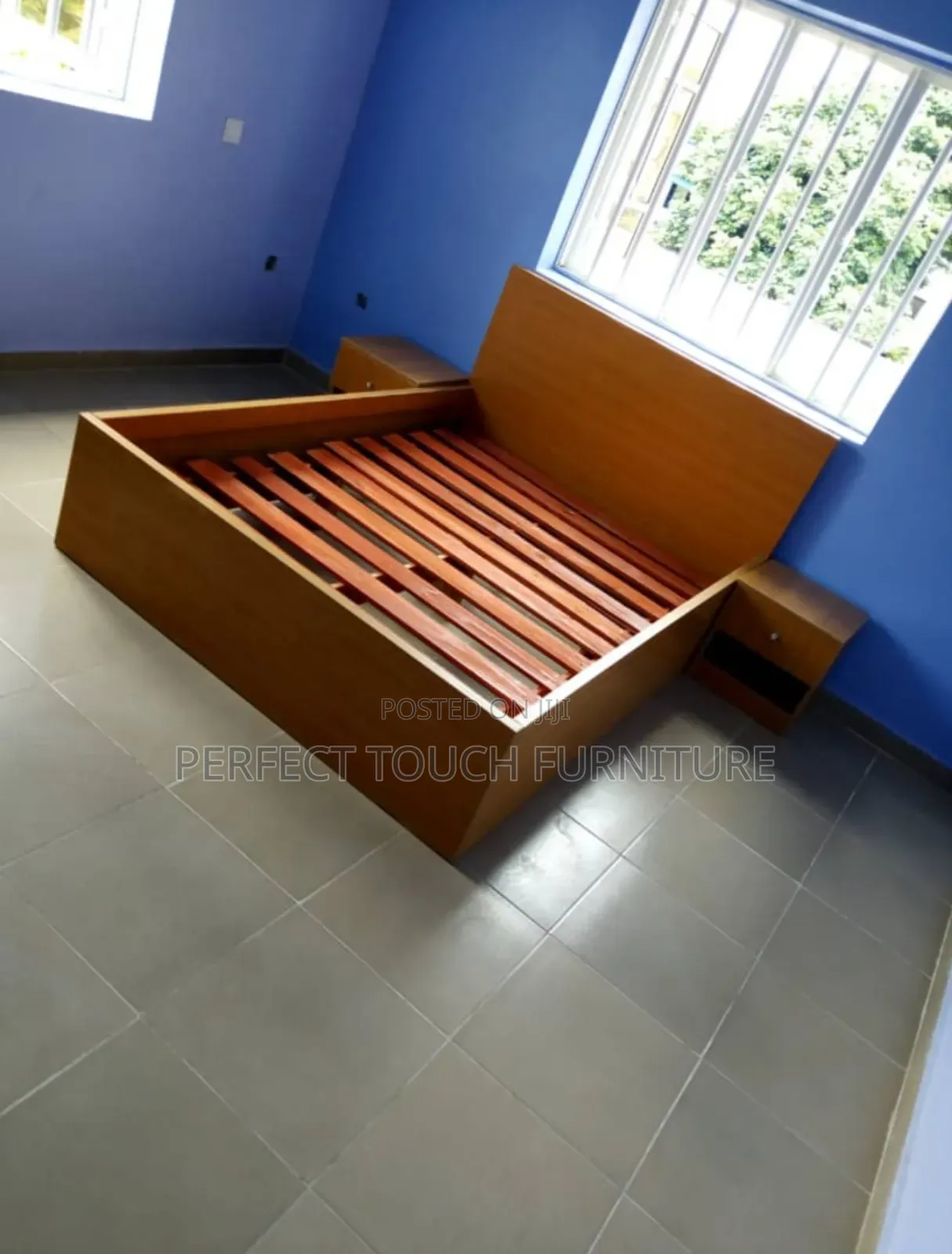 41⁄2by6feet Bedframe 