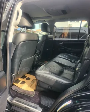 Lexus LX 570 2011 Black