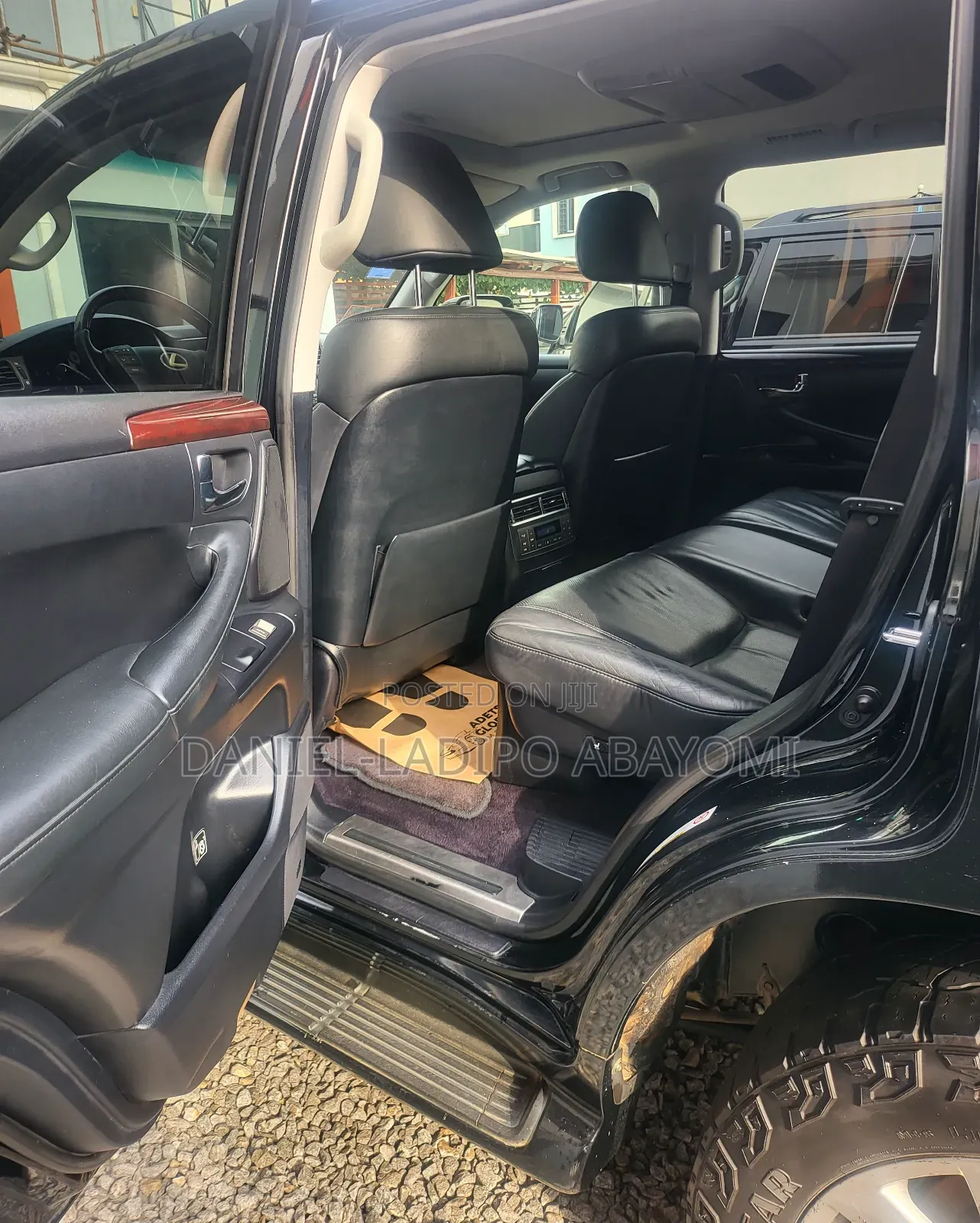 Lexus LX 570 2011 Black