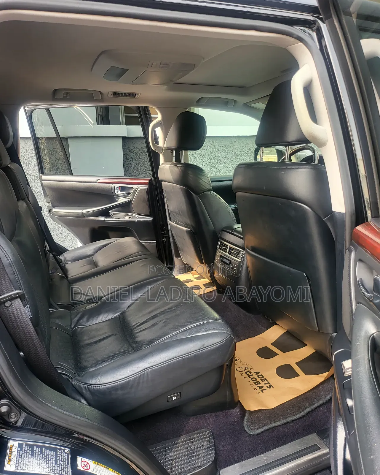 Lexus LX 570 2011 Black