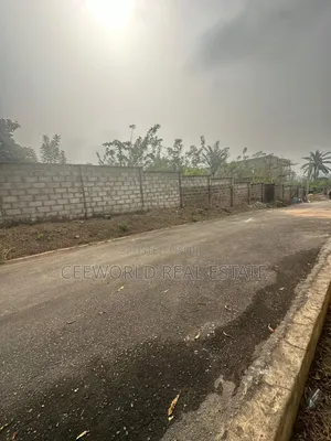Jare Alade Close Jericho Idi Ishin*
*1611sqm Bare Land