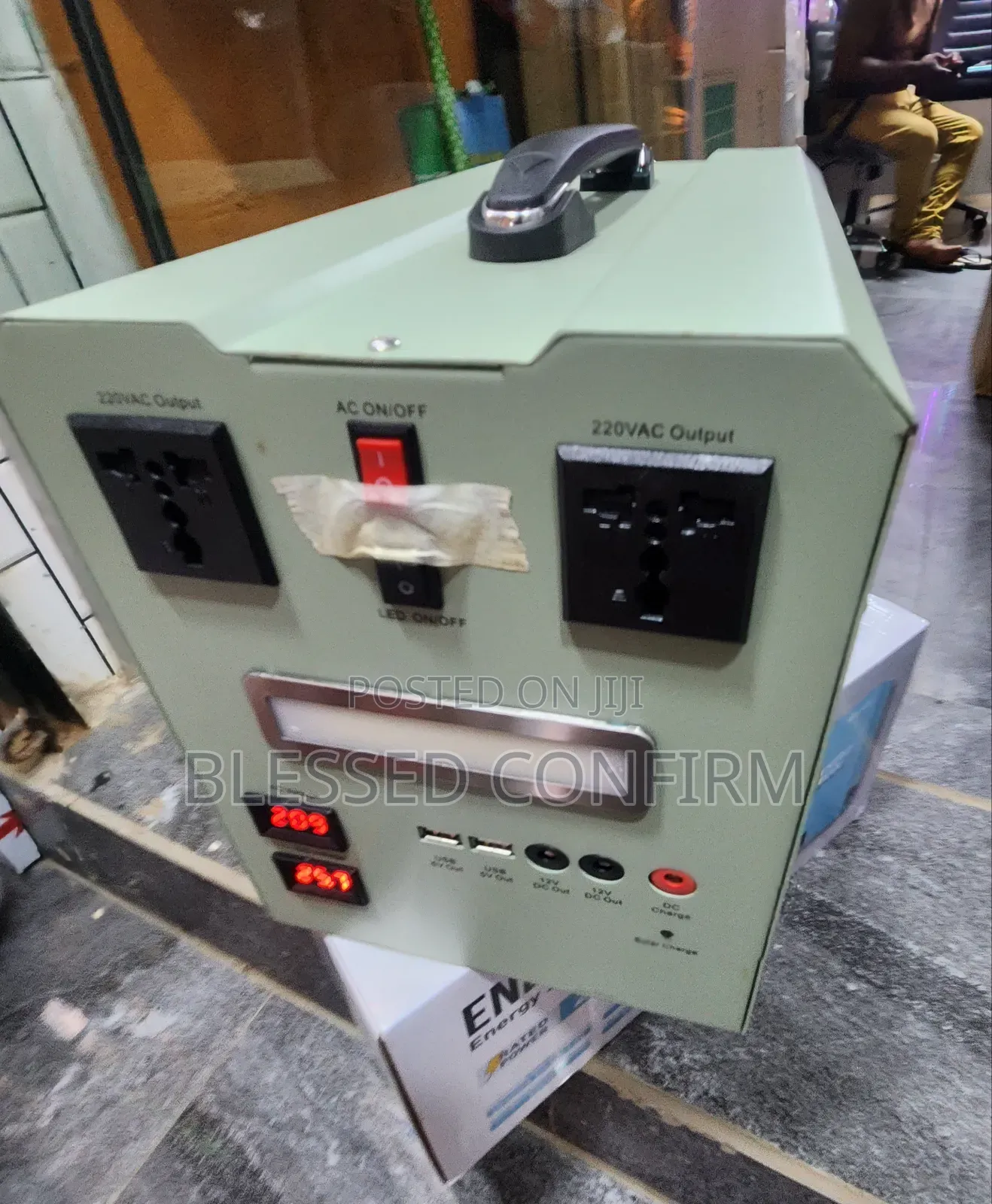 Powerful 1kva Hybrid Inverter Solar Power Generator With Solar Panel
